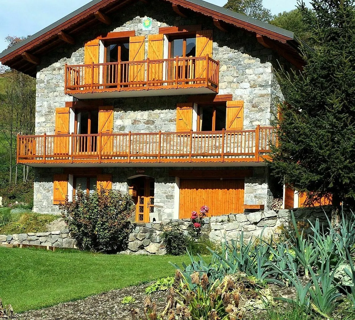 A 6 Bedroom Chalet With A Sauna And Mountain Views Located In The Alps Saint-Martin-de-Belleville Hotel