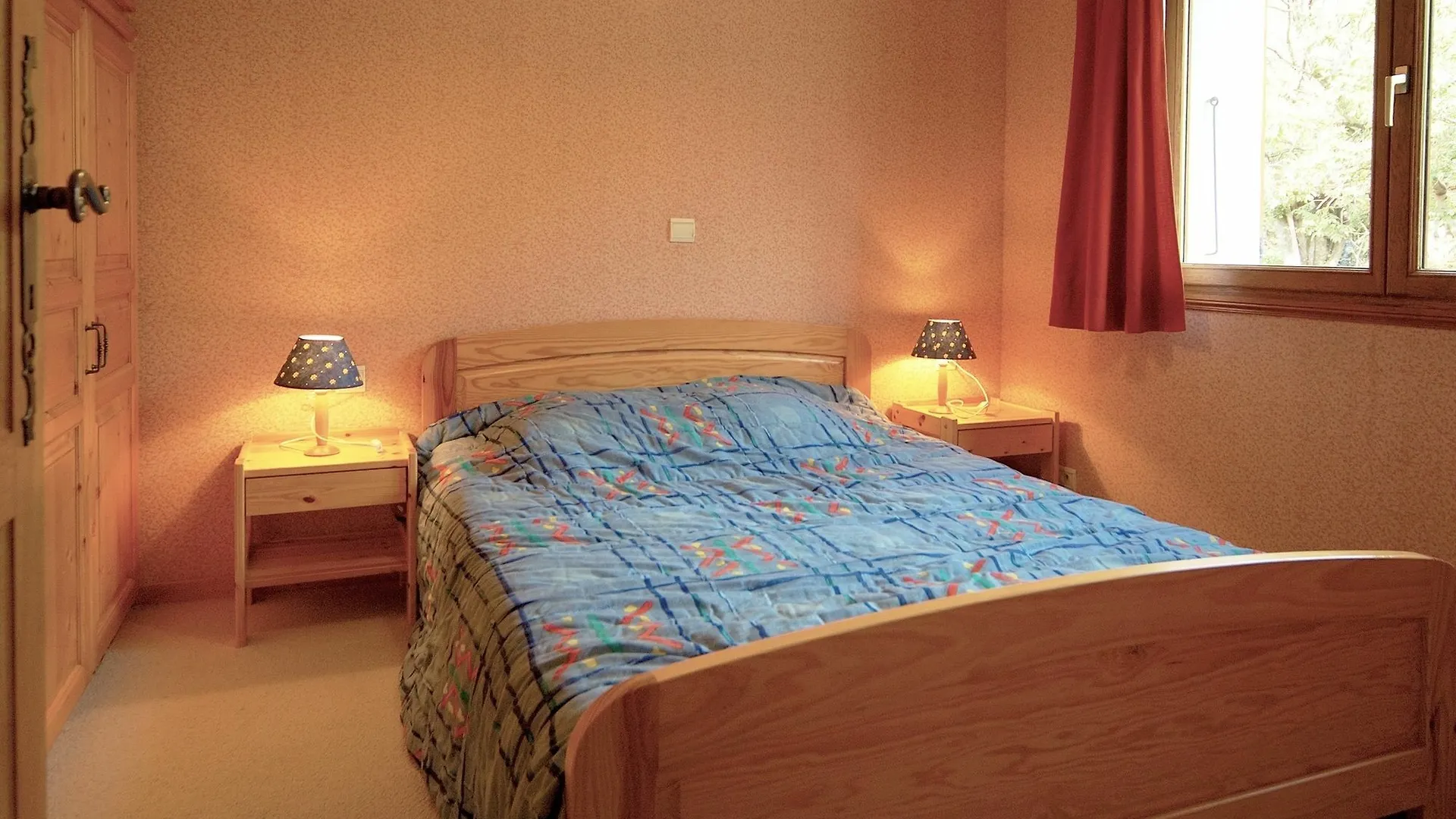 A 6 Bedroom Chalet With A Sauna And Mountain Views Located In The Alps Saint-Martin-de-Belleville France