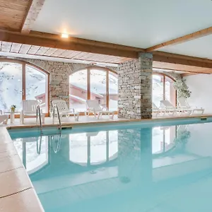 De L'adonis Hotel apartamentowy